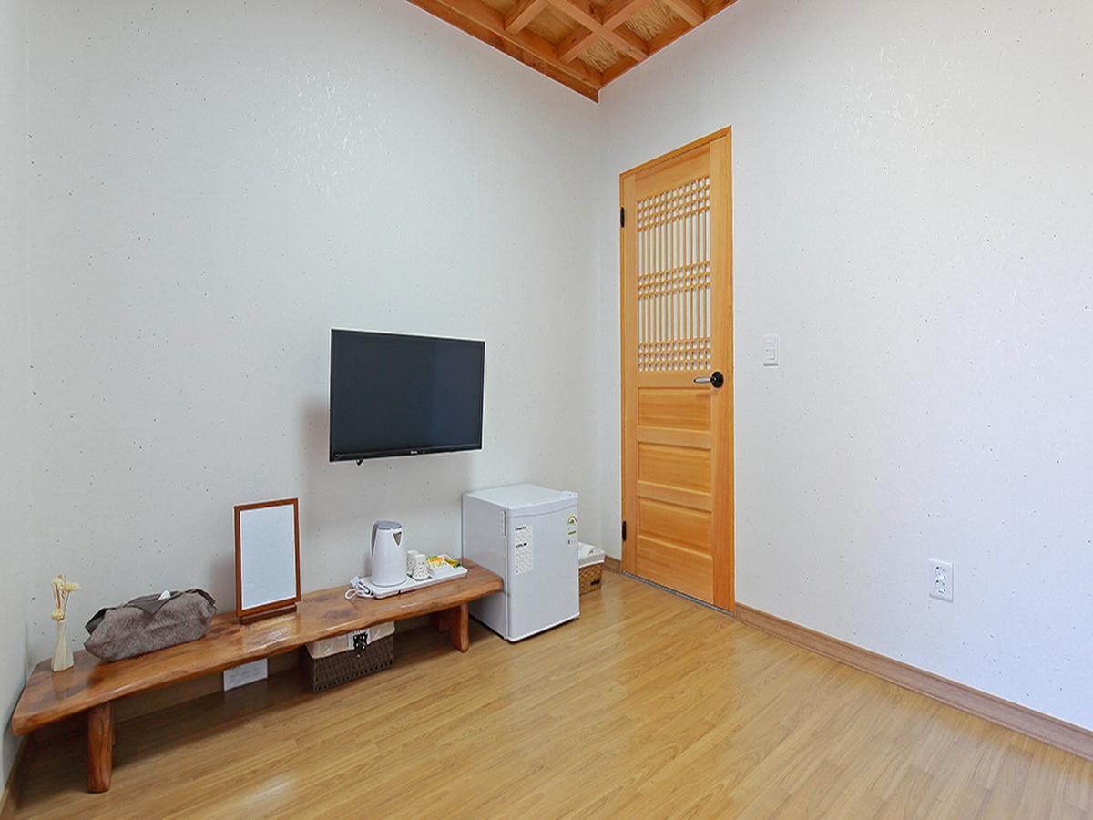 Cheonggong Hanok Stay Gyeongju Zewnętrze zdjęcie