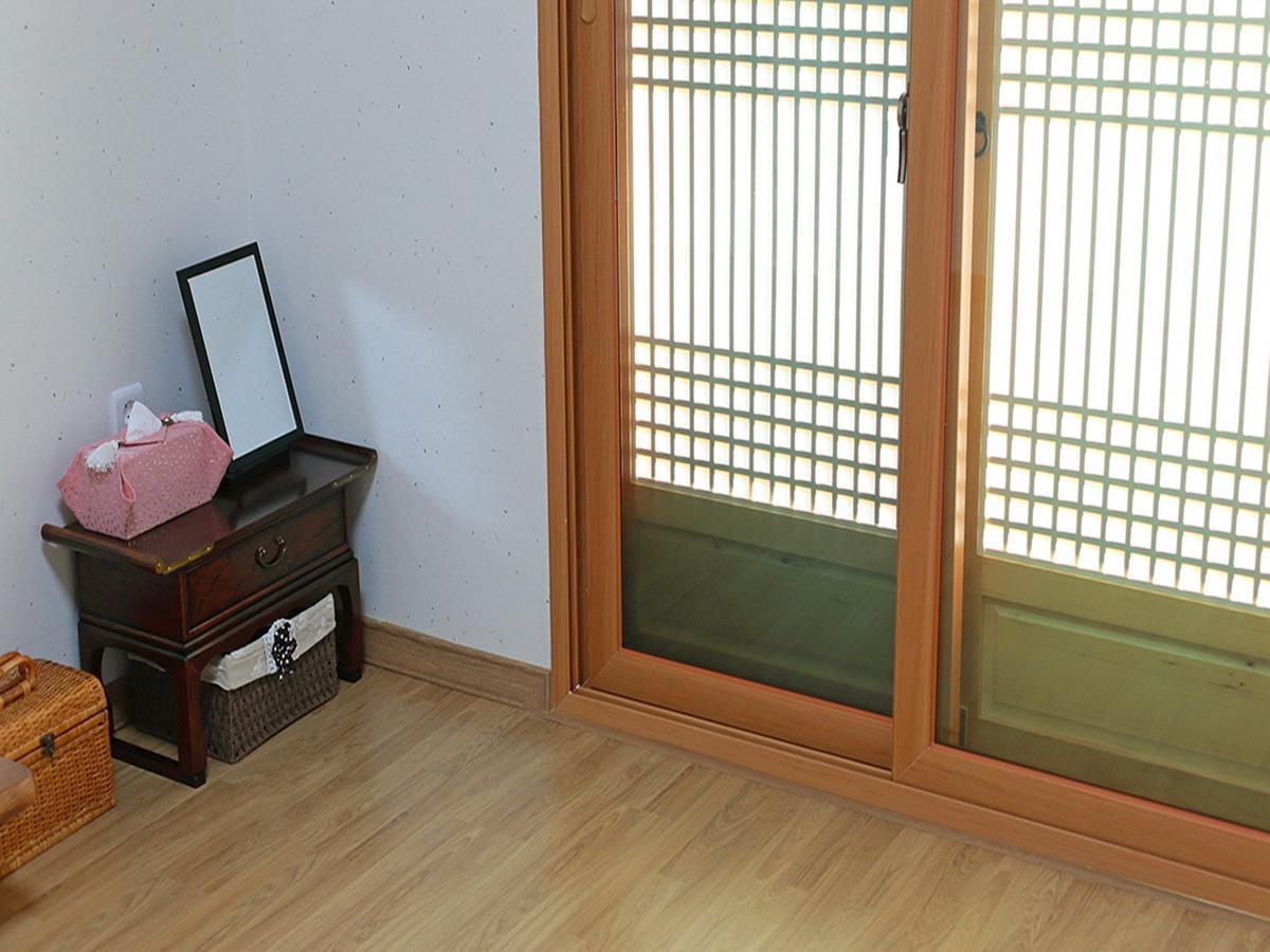 Cheonggong Hanok Stay Gyeongju Zewnętrze zdjęcie
