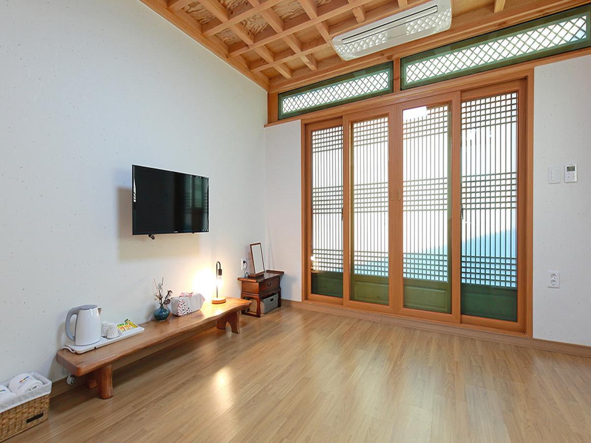 Cheonggong Hanok Stay Gyeongju Zewnętrze zdjęcie