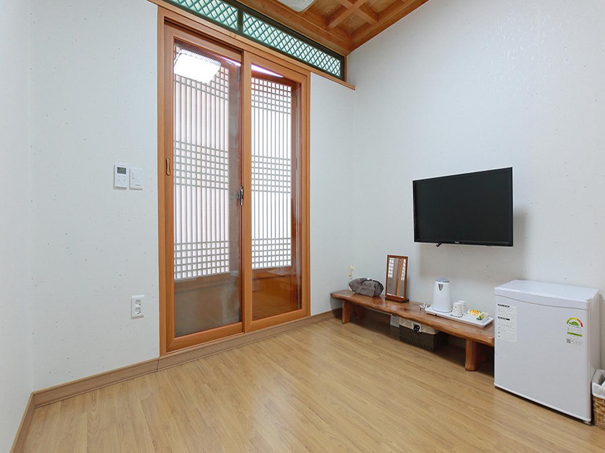 Cheonggong Hanok Stay Gyeongju Zewnętrze zdjęcie