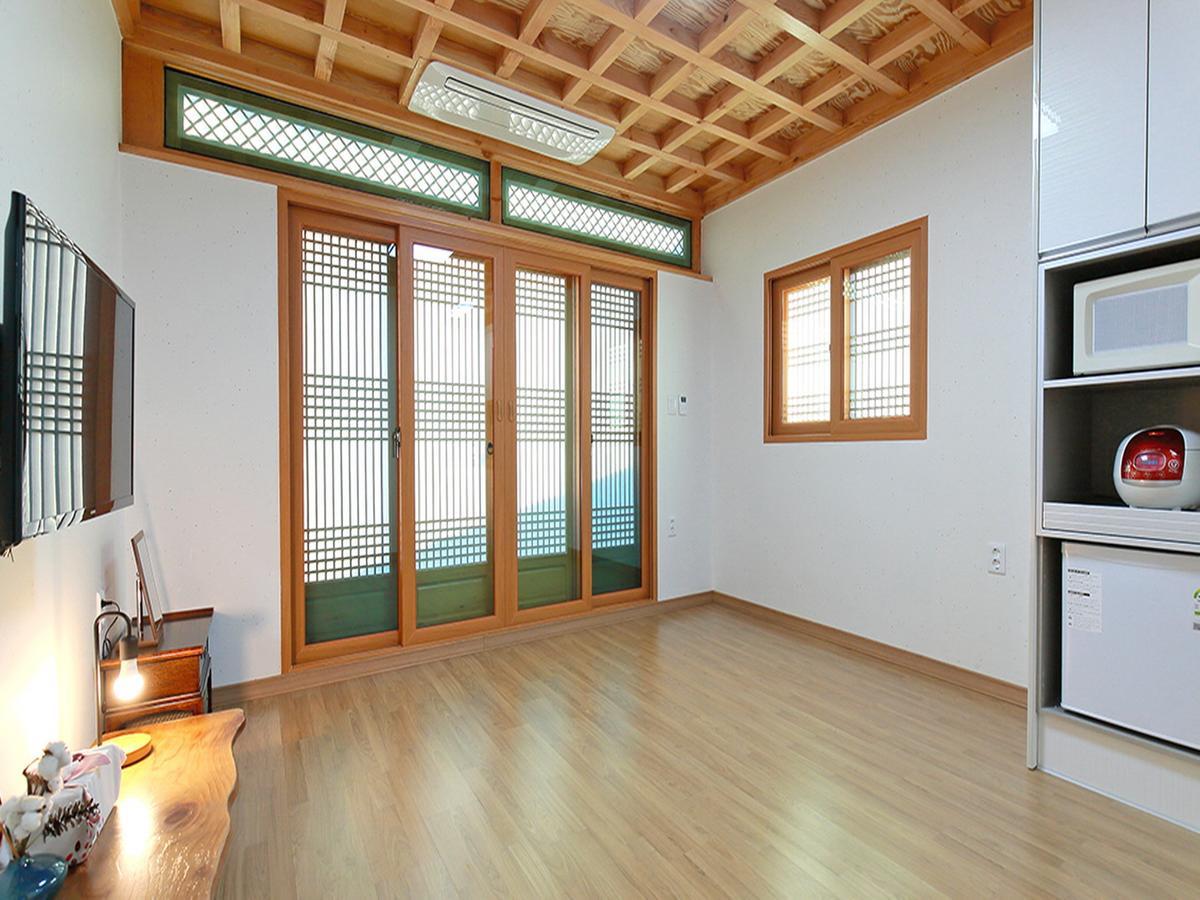 Cheonggong Hanok Stay Gyeongju Zewnętrze zdjęcie
